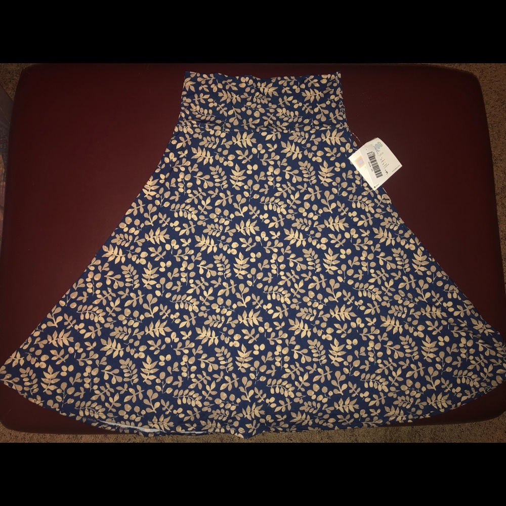 Lularoe - Azure skirt size XS